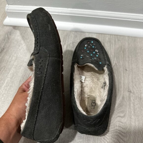 UGG Ansley Stud II Women's Moc Slippers Size 8‎ Gray Suede Sheepskin Slip On - Picture 12 of 12